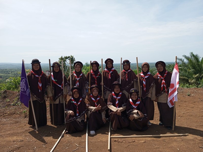 Album kenang kenangan kemah santri 2024